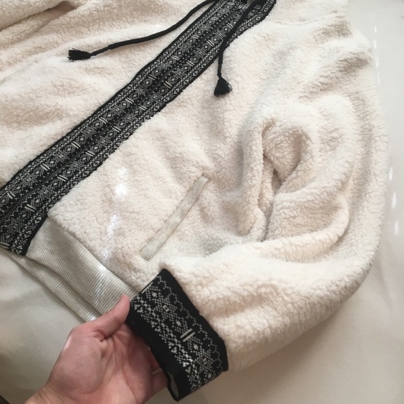 Crazy Fuzzy Jacket with black design! - Picture 4 of 6